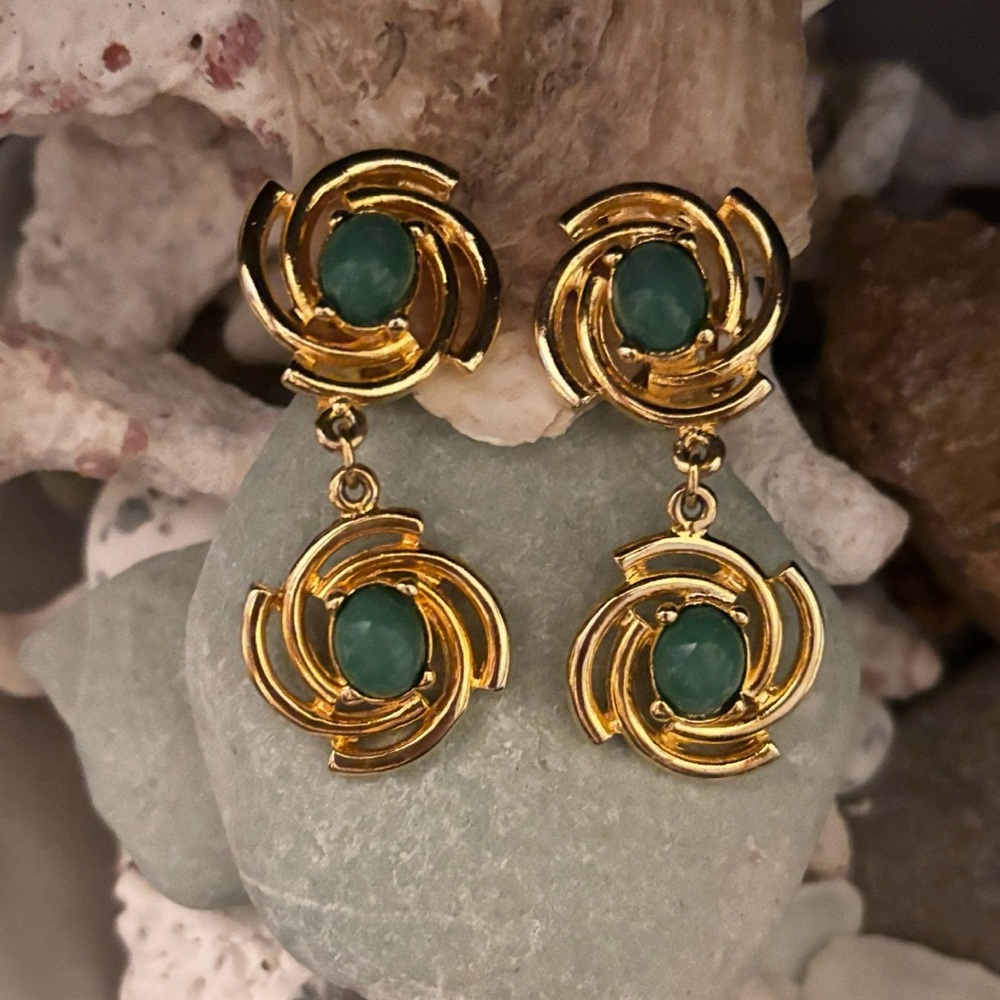 VINTAGE PAOLO  Green And Gold Cabochon Dangle Drop Clip Earrings